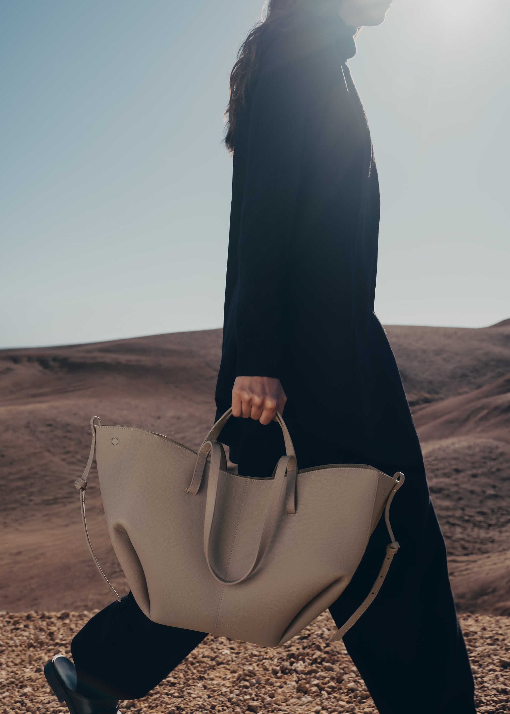 Cyme - Textured Taupe